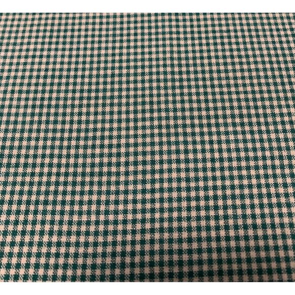 Green & CreamGingham Cotton Fabric 42" X 33" Craft Material - Picture 1 of 3
